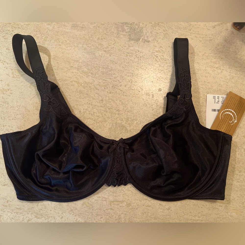 Chantelle black bra